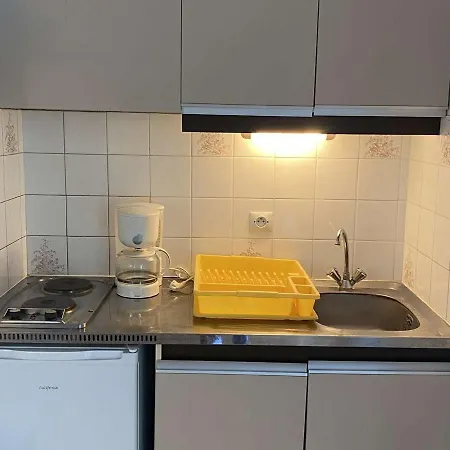 2 Pieces Avec Mezzanine, Piscine Et Parking A - Fr-1-229b-63 Apartment Narbonne